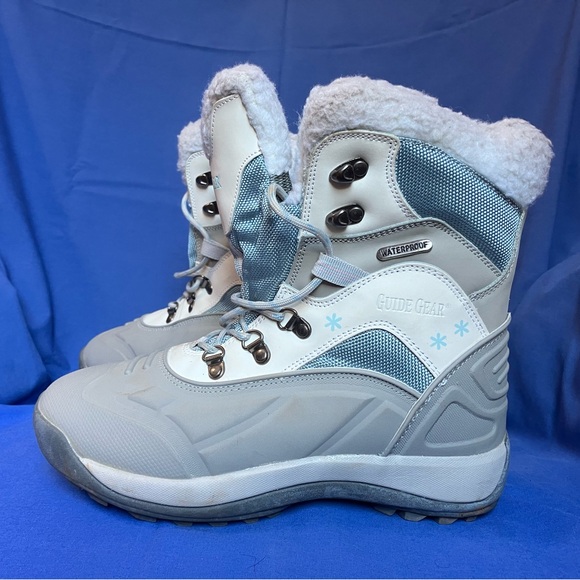 Boots - Picture 2 of 5